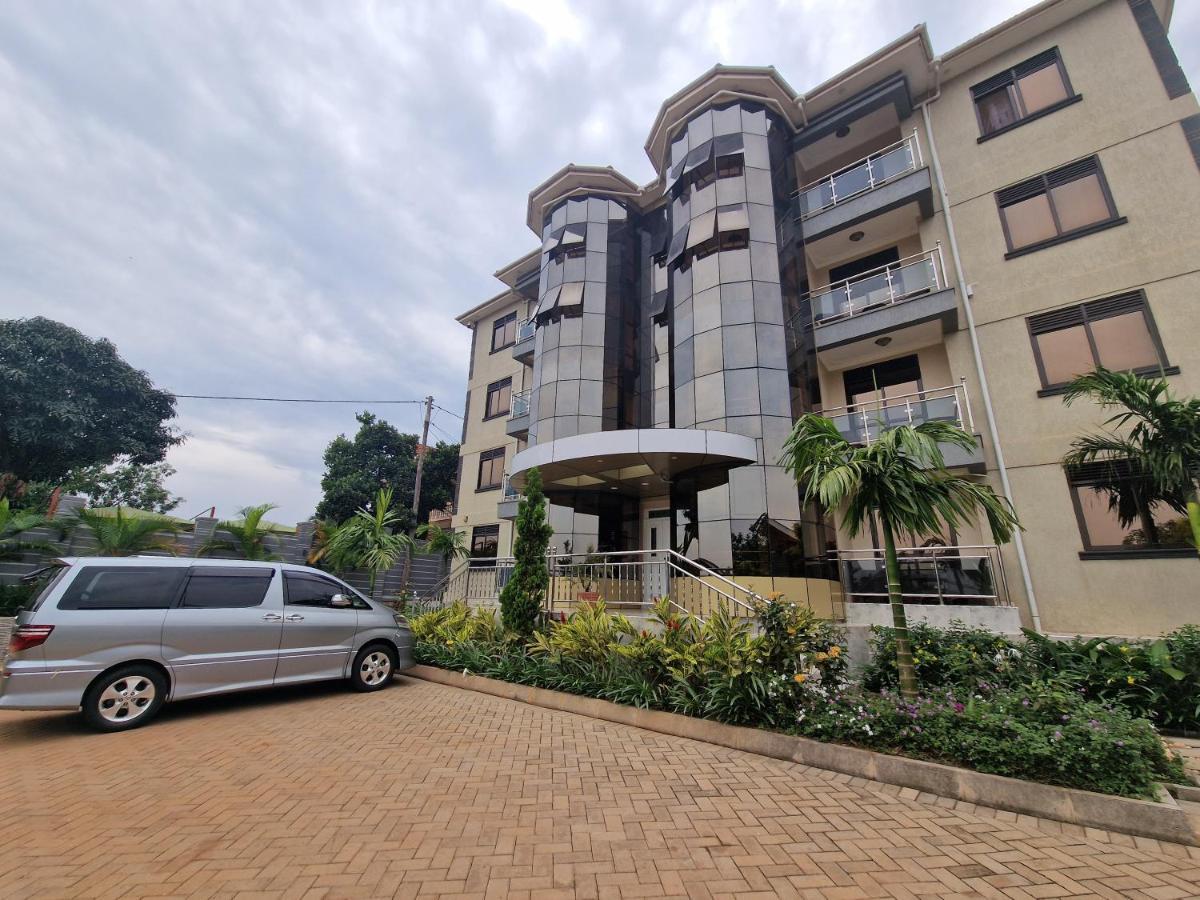 Eric Wilkins Apartments Lubowa Kültér fotó