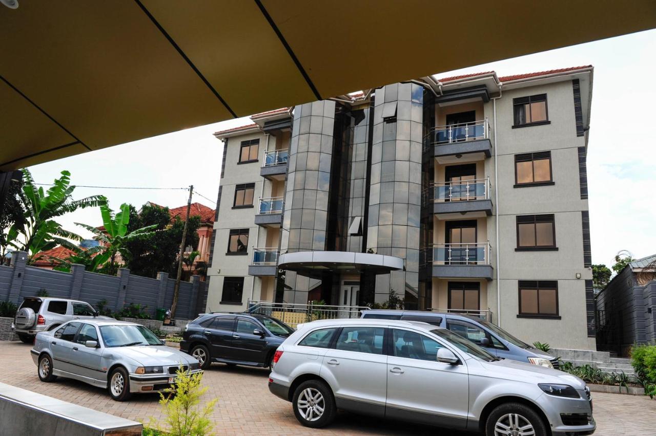 Eric Wilkins Apartments Lubowa Kültér fotó